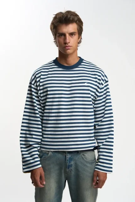 Carpet Navy Longsleeve (1)