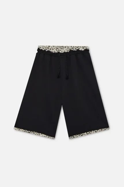 Leo Black Jorts